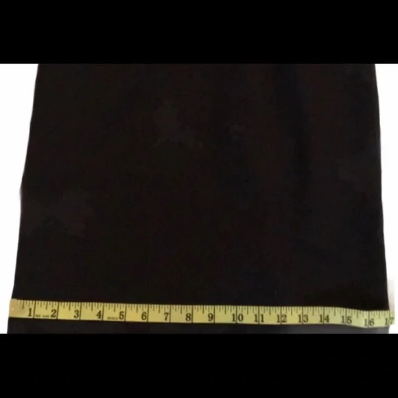 Elegant Black Midi Dress - Picture 5 of 6